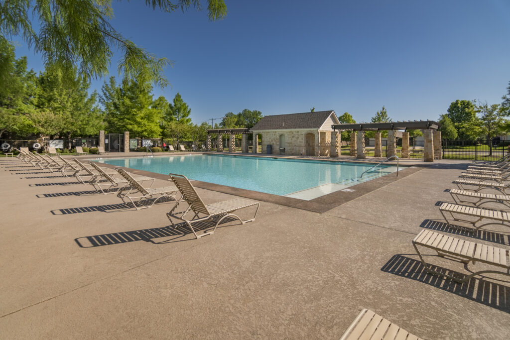 paloma creek Pool