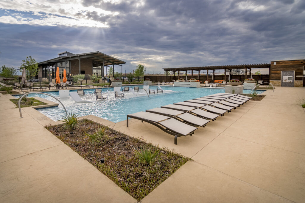 Tavolo Park Pool